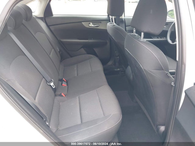 KIA Forte Lxs 2019 3KPF24AD4KE078353 Image 8