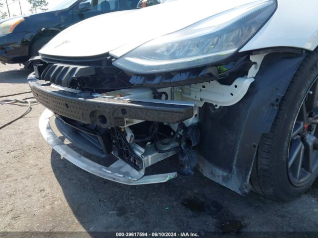 2019 TESLA MODEL 3 5YJ3E1EA4KF447604 Photo 5