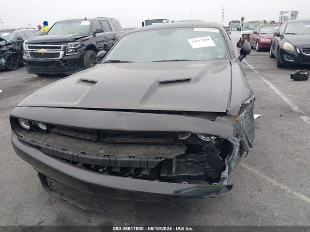 2C3CDZAG3LH218620 Dodge Challenger Sxt