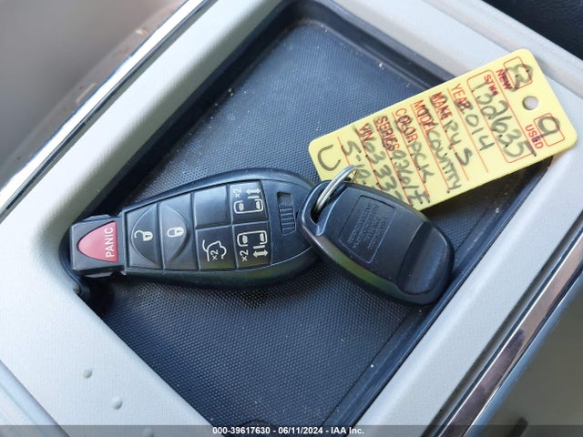 2C4RC1BG2ER363332 Chrysler Town & Country Touring