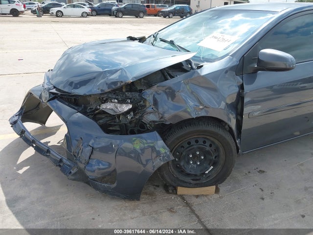 Toyota COROLLA LE 2017 5YFBURHE2HP643758 Image 6