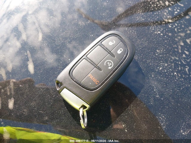 1C4PJLLB0KD404079 Jeep Cherokee Altitude Fwd