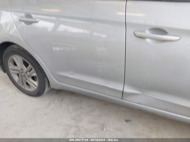 Hyundai ELANTRA SEL 2020 KMHD84LF5LU930891 Image 18