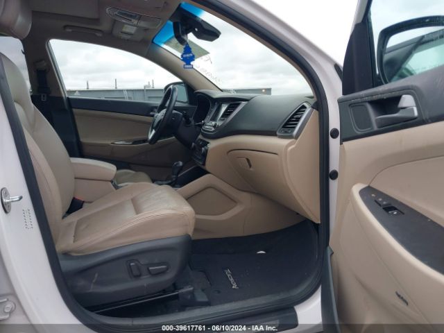 KM8J33A21HU365431 Hyundai Tucson Limited