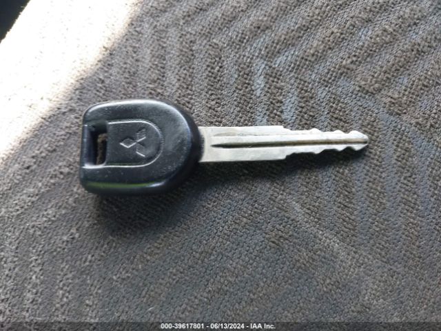 2001 MITSUBISHI MONTERO SPORT JA4LS21H01P030819 Photo 10
