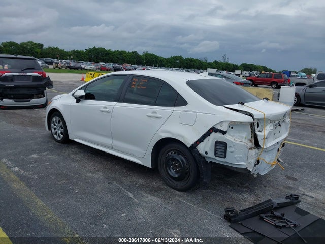 Toyota COROLLA LE 2021 5YFEPMAE1MP152755 Image 3