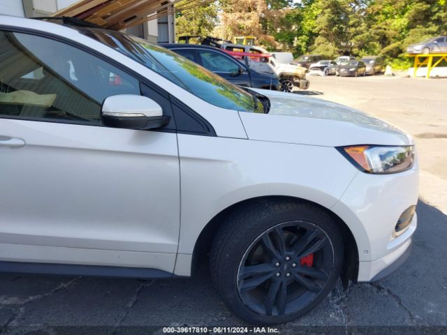 2FMPK4AP2KBC22113 Ford EDGE ST