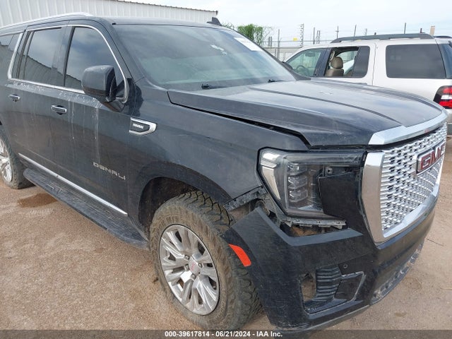1GKS1JKT4NR213947 GMC Yukon Xl 2wd Denali