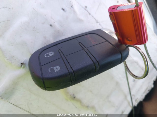 3C4NJDBB0NT153870 Jeep Compass Latitude 4x4
