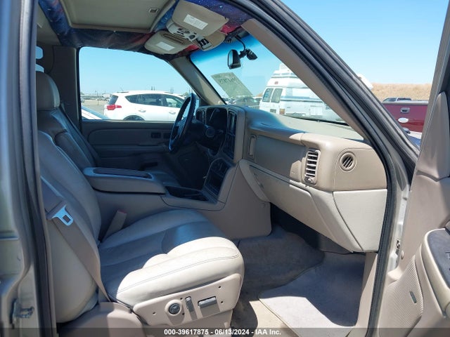2005 Chevrolet Tahoe Z71 მანქანა იყიდება აუქციონზე, vin: 1GNEK13T15R260123, აუქციონის ნომერი: 39617875