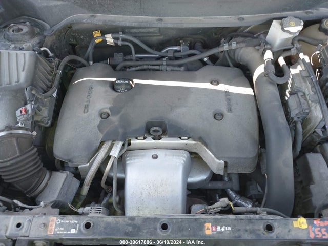 Chevrolet EQUINOX LT 2019 2GNAXLEX2K6172135 Image 10