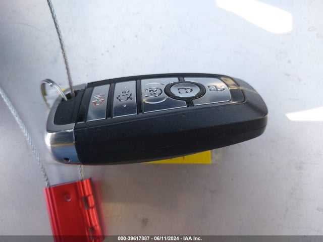 3FA6P0PU5JR218442 Ford Fusion Energi Se Luxury
