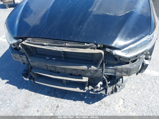 3FA6P0PU5JR218442 Ford Fusion Energi Se Luxury