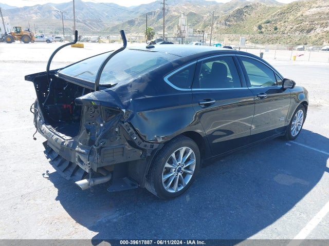 3FA6P0PU5JR218442 Ford Fusion Energi Se Luxury