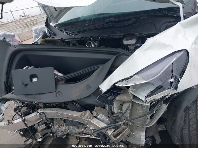 5YJYGDEE9LF043655 Tesla Model Y Long Range Dual Motor All-wheel Drive