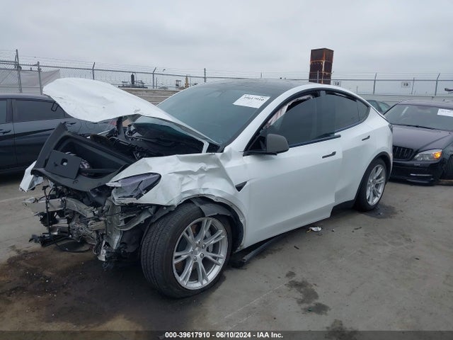 5YJYGDEE9LF043655 Tesla Model Y Long Range Dual Motor All-wheel Drive