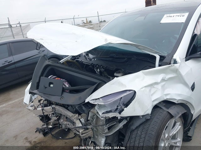 5YJYGDEE9LF043655 Tesla Model Y Long Range Dual Motor All-wheel Drive