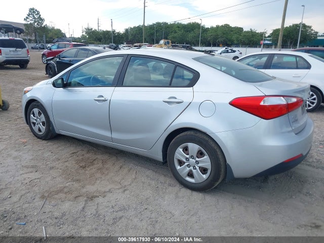 KNAFK4A68F5410004 KIA FORTE LX