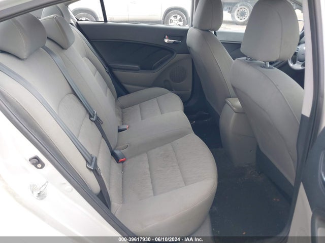 KNAFK4A68F5410004 KIA FORTE LX