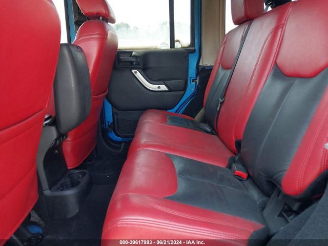 1C4BJWEG9FL675139 Jeep Wrangler Unlimited Sahara