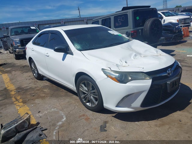 2017 4T1BF1FK1HU636626 main image