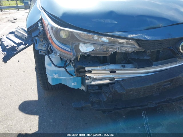 Toyota COROLLA LE 2022 5YFVPMAEXNP301911 Image 6