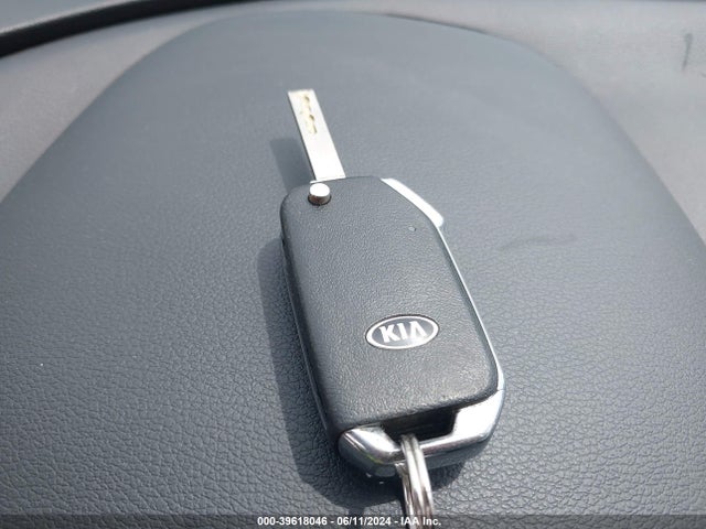 KIA SOUL LX 2021 KNDJ23AUXM7147134 Image 11