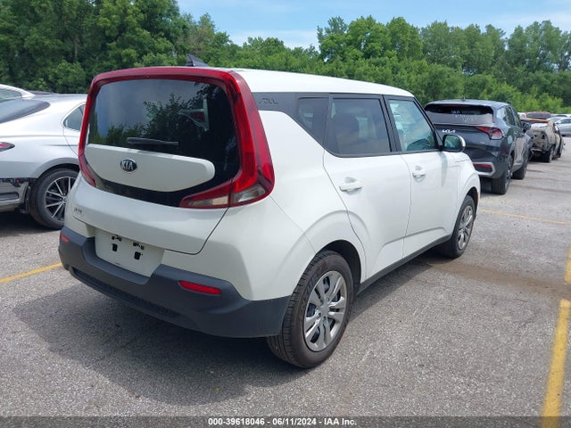 KIA SOUL LX 2021 KNDJ23AUXM7147134 Image 4