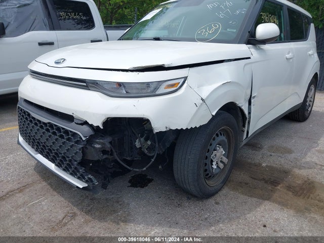 KIA SOUL LX 2021 KNDJ23AUXM7147134 Image 6