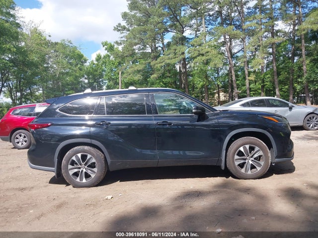 Toyota Highlander Xle 2021 5TDGZRBH0MS541144 Image 13