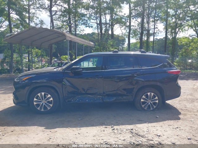 Toyota Highlander Xle 2021 5TDGZRBH0MS541144 Image 14