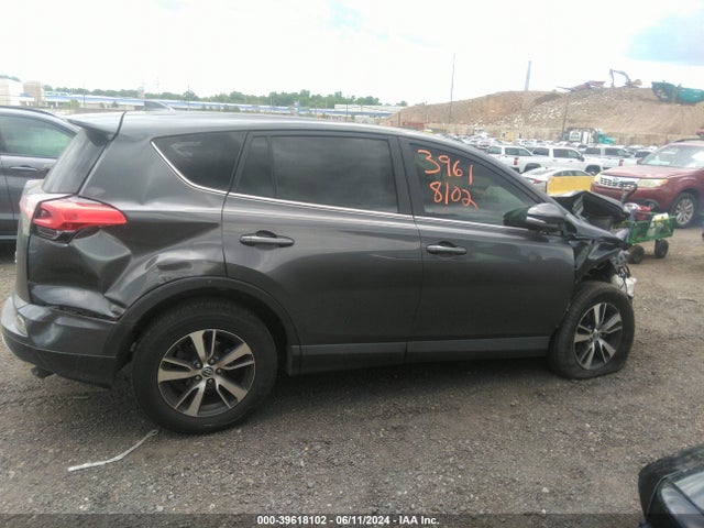 Toyota Rav4 Xle 2018 2T3RFREV6JW753141 Image 13