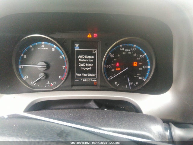 Toyota Rav4 Xle 2018 2T3RFREV6JW753141 Image 15