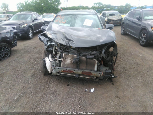 Toyota Rav4 Xle 2018 2T3RFREV6JW753141 Image 6