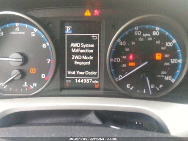 Toyota Rav4 Xle 2018 2T3RFREV6JW753141 Image 7