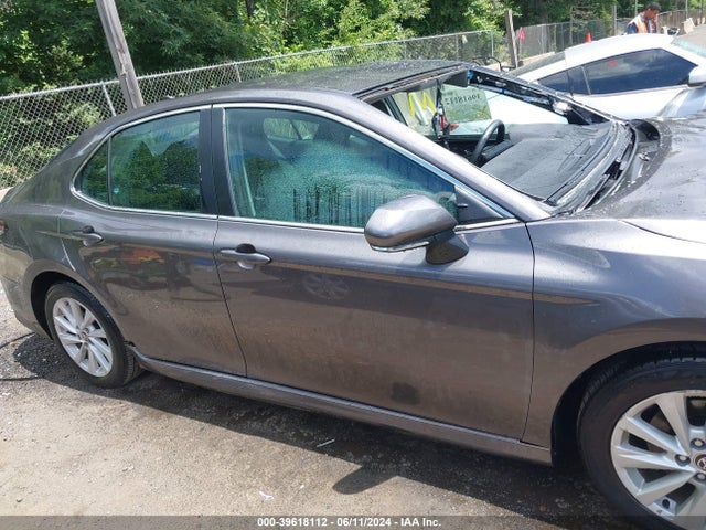 Toyota CAMRY LE 2022 4T1R11AK0NU648380 Image 14