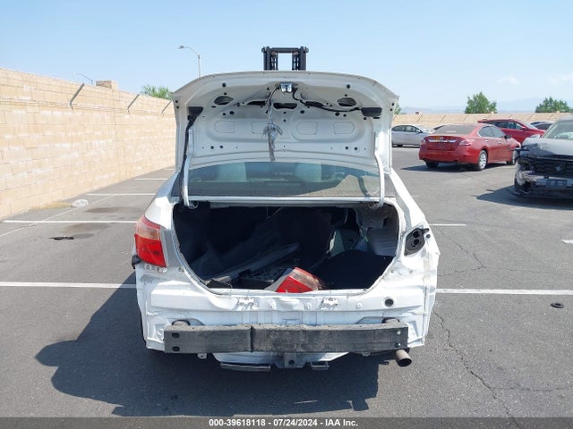 Toyota COROLLA LE 2019 2T1BURHE3KC153806 Image 16