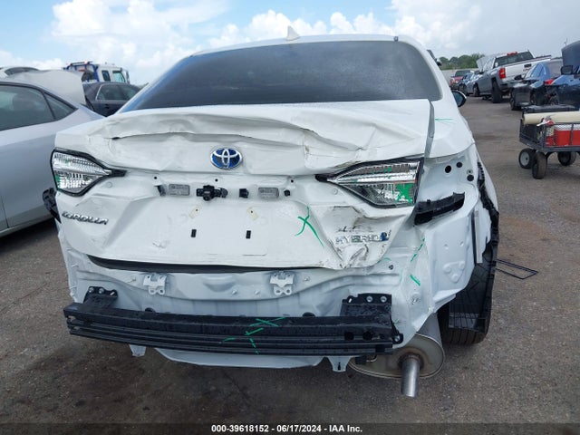 Toyota Corolla Hybrid Le 2024 JTDBCMFE4R3044959 Image 6