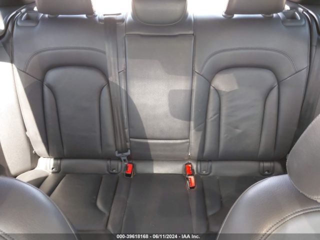 WA1JCCFS6HR000365 Audi Q3 2.0t Premium