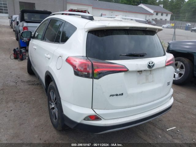 JTMRFREVXJD253559 Toyota Rav4 Xle