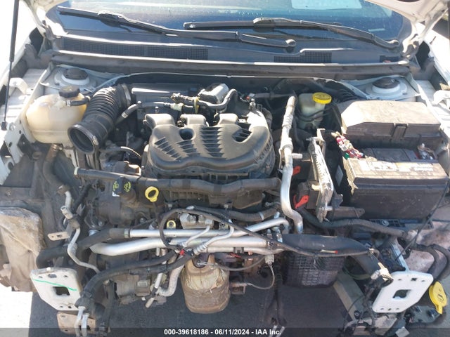 Chrysler 200 C 2015 1C3CCCEG5FN540567 Image 10