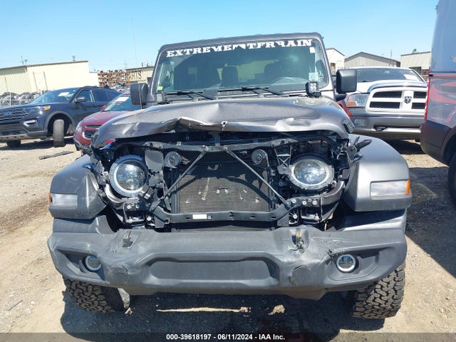 1C4GJXAN2MW578585 Jeep Wrangler Sport S 4x4