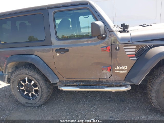 1C4GJXAN2MW578585 Jeep Wrangler Sport S 4x4