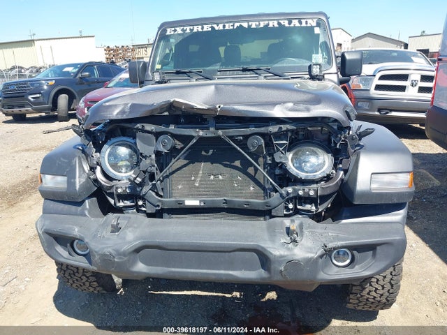 1C4GJXAN2MW578585 Jeep Wrangler Sport S 4x4