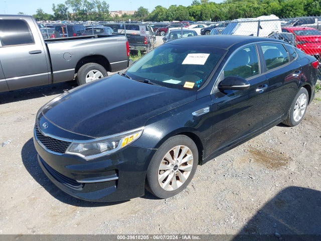 KIA Optima Lx 2017 5XXGT4L3XHG129974 Image 2