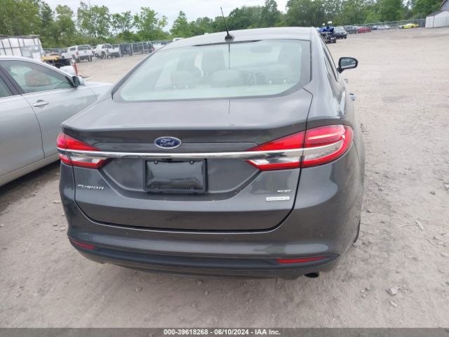 3FA6P0HD9JR239065 Ford FUSION SE