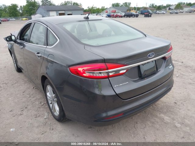 3FA6P0HD9JR239065 Ford FUSION SE