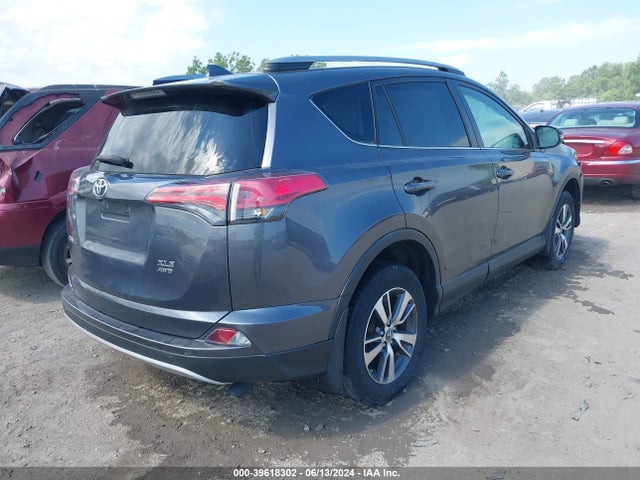 Toyota Rav4 Xle 2018 JTMRFREV7JJ218947 Image 4