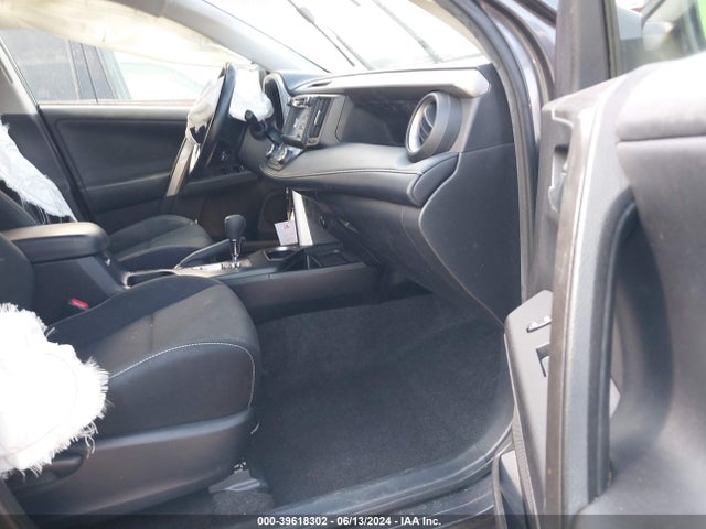 Toyota Rav4 Xle 2018 JTMRFREV7JJ218947 Image 5