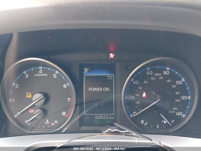 Toyota Rav4 Xle 2018 JTMRFREV7JJ218947 Image 7